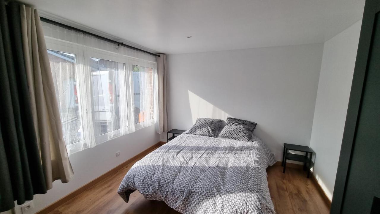 Studio En Rez-De-Chaussee - Le Petit Chateau Avesnois - Tv - Wifi - Logement Entier Avesnes-sur-Helpe Ngoại thất bức ảnh
